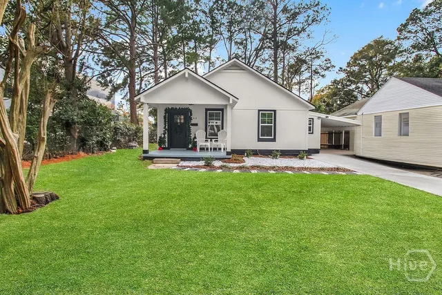 $715,000 | 513 East 64th Street, Savannah, GA 31405