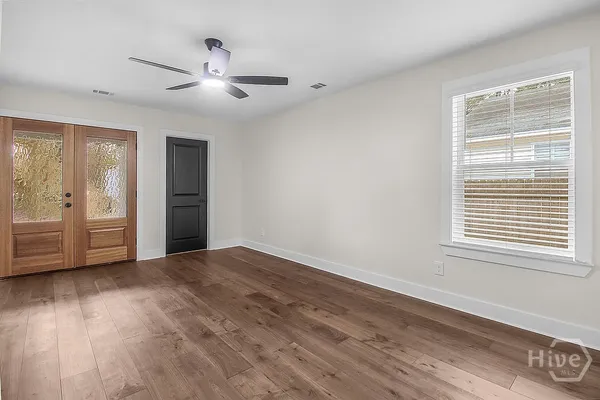 $715,000 | 513 East 64th Street, Savannah, GA 31405