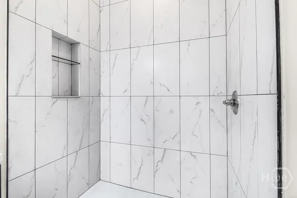 $715,000 | 513 East 64th Street, Savannah, GA 31405