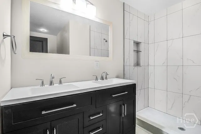 $715,000 | 513 East 64th Street, Savannah, GA 31405