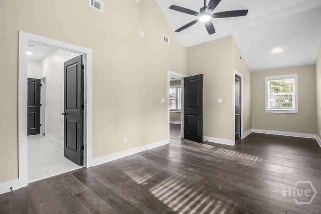 $715,000 | 513 East 64th Street, Savannah, GA 31405