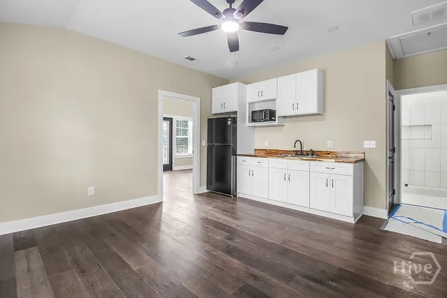 $715,000 | 513 East 64th Street, Savannah, GA 31405