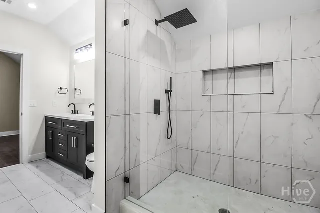 $715,000 | 513 East 64th Street, Savannah, GA 31405