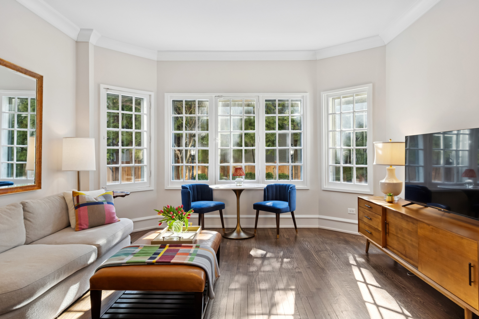 1030 Sheridan Road Evanston, IL 60202 - Photo 11 of 42 Gallery Image 11