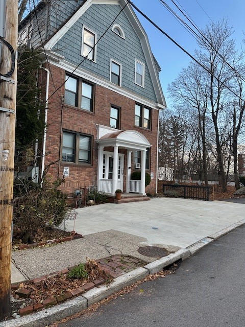 58 Taft Avenue, Unit 3 Providence, RI 02906 - Photo 2 of 13