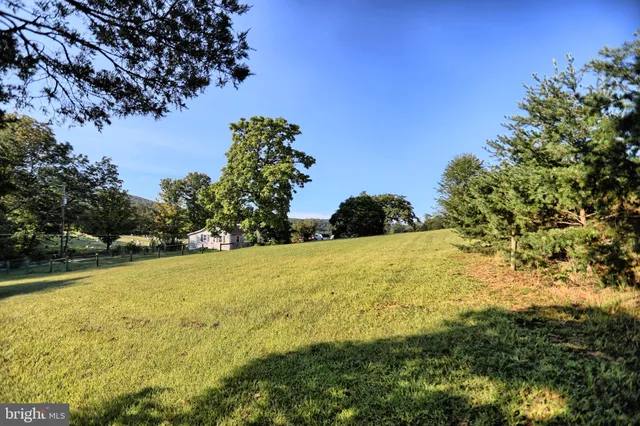$180,000 | 12270 Buffalo Trace, Millerstown, PA 17062