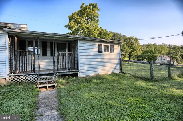 $180,000 | 12270 Buffalo Trace, Millerstown, PA 17062