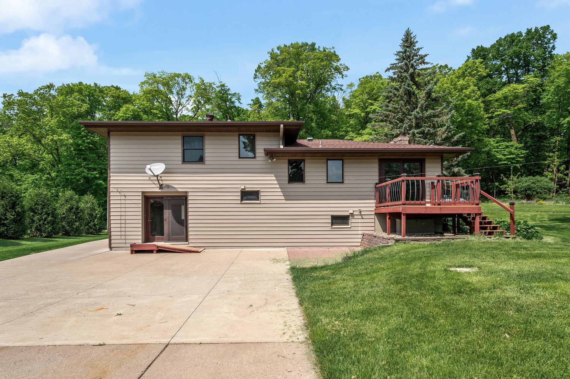 2235 Chestnut Road Hamel, MN 55340 - Photo 27 of 35 Gallery Image 27