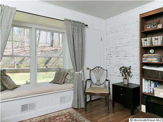 26 Wallace Road Middletown, NJ 07748 - Photo 6 of 24 Additional Photo