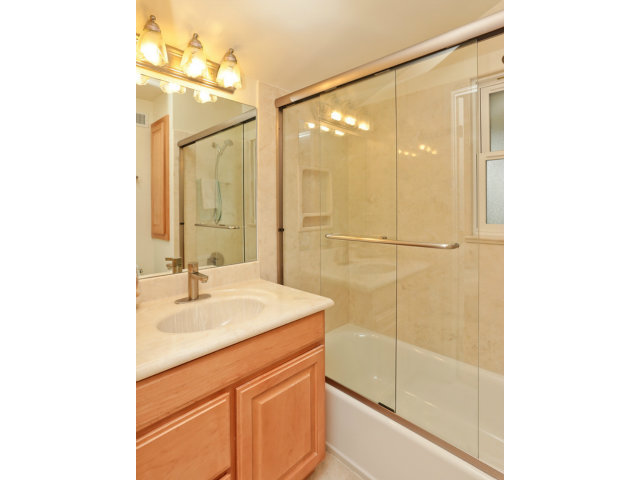 876 Springer Road Los Altos, CA 94024 - Photo 14 of 19 Gallery Image 14