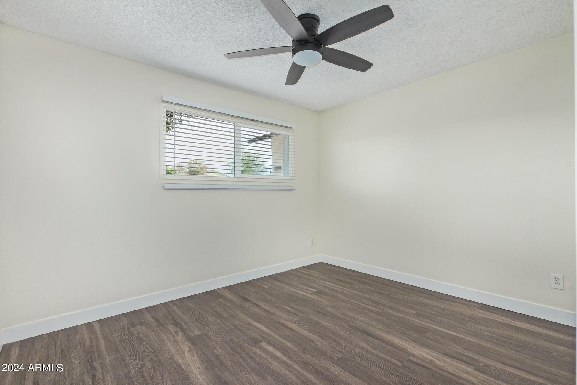 4414 South Newberry Road Tempe, AZ 85282 - Photo 19 of 25 18 - Downstairs Bedroom 3