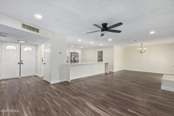 $5,395 | 4414 South Newberry Road, Tempe, AZ 85282