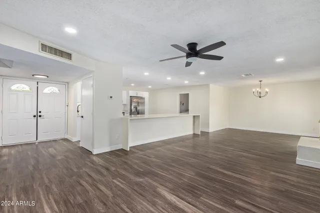 $6,000 | 4414 South Newberry Road, Tempe, AZ 85282