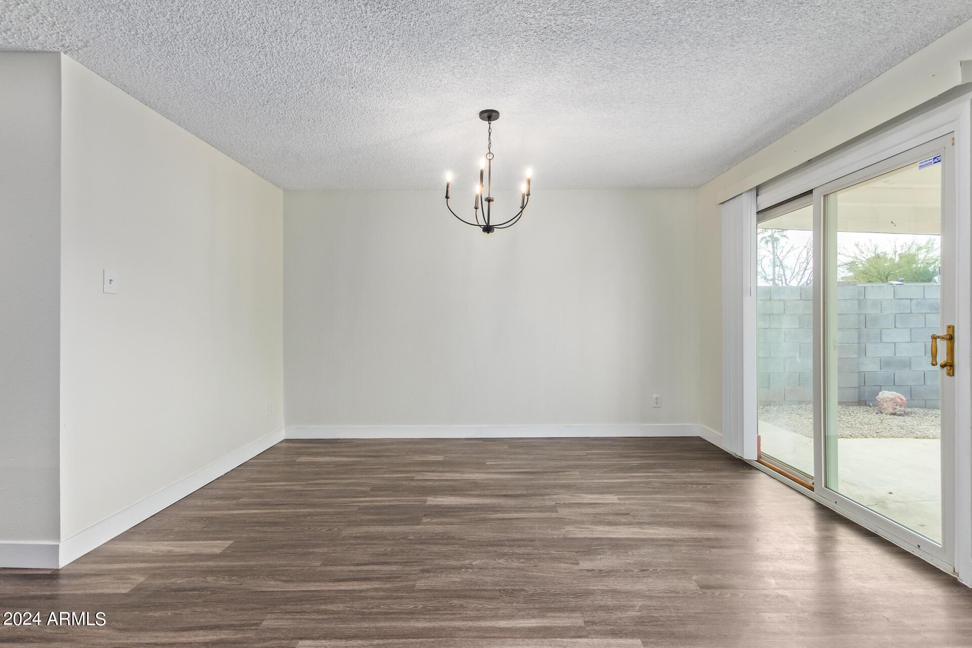 4414 South Newberry Road Tempe, AZ 85282 - Photo 6 of 25 Photo #6