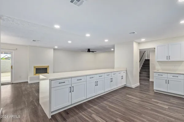 $5,395 | 4414 South Newberry Road, Tempe, AZ 85282