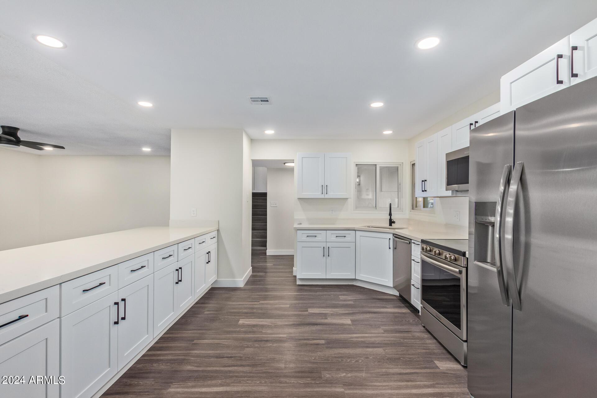 4414 South Newberry Road Tempe, AZ 85282 - Photo 8 of 25 Photo #8