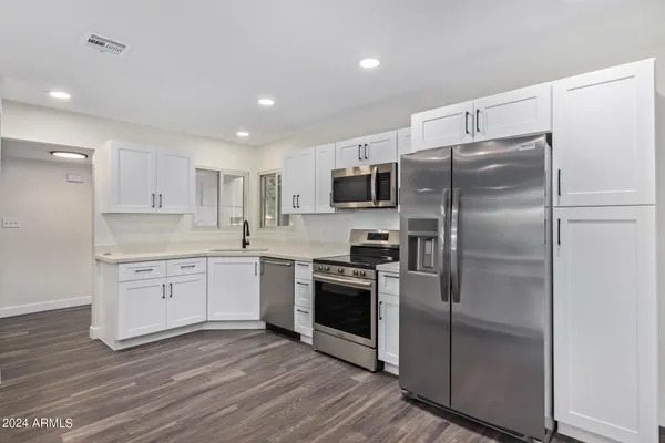 $5,195 | 4414 South Newberry Road, Tempe, AZ 85282