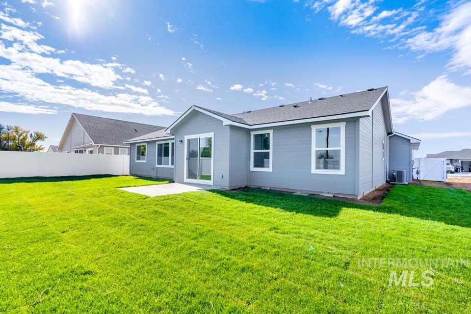1340 Dawn Street Weiser, ID 83672 - Photo 29 of 32 Rear view of property with a patio area