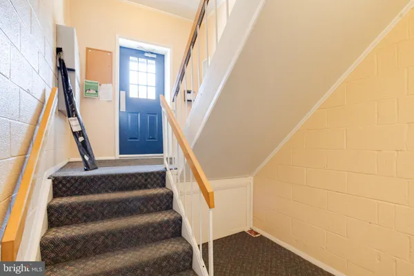a view of entryway