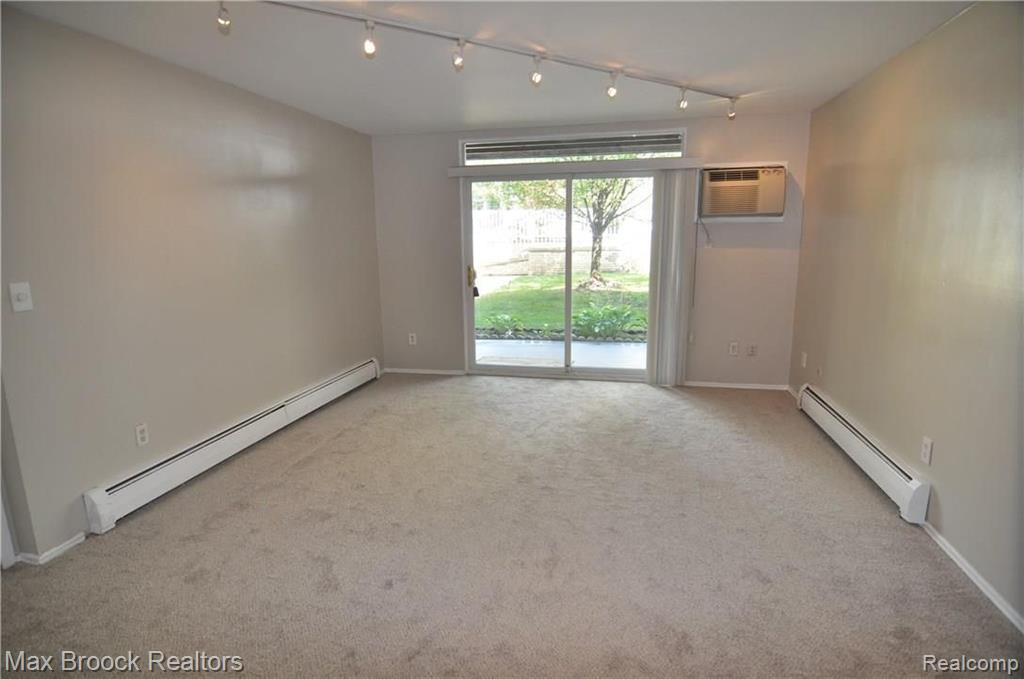 4905 Crooks Road Royal Oak, MI 48073 - Photo 3 of 17