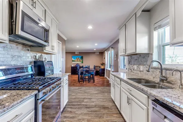 $409,900 | 2819 Hollandale Lane, Farmers Branch, TX 75234