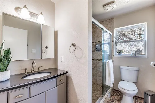 $409,900 | 2819 Hollandale Lane, Farmers Branch, TX 75234