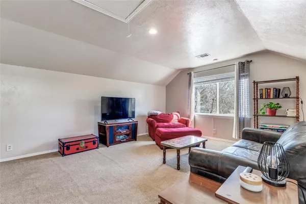 $409,900 | 2819 Hollandale Lane, Farmers Branch, TX 75234