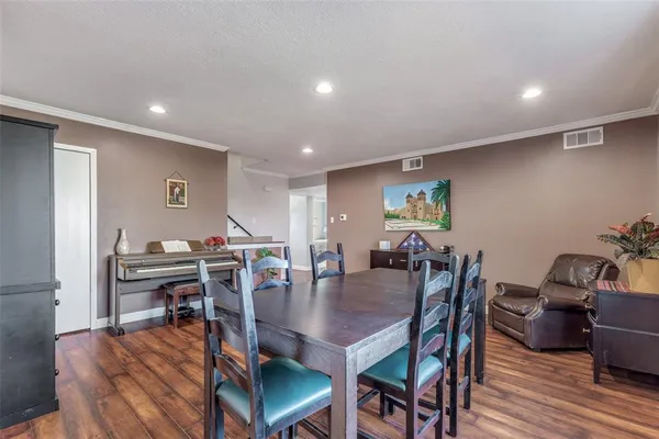 $409,900 | 2819 Hollandale Lane, Farmers Branch, TX 75234