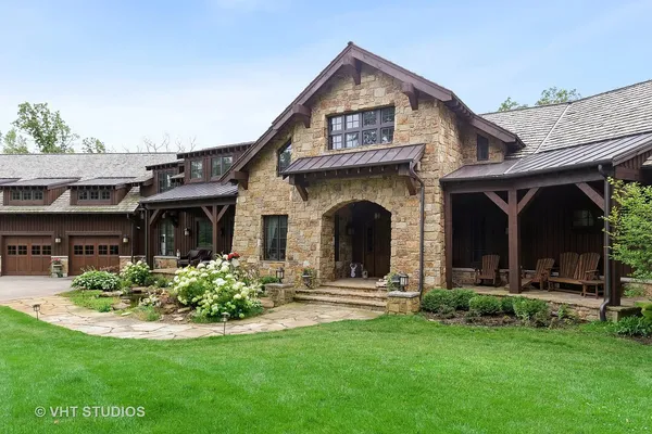 $2,250,000 | 14-n306 Highland Avenue, Elgin, IL 60124