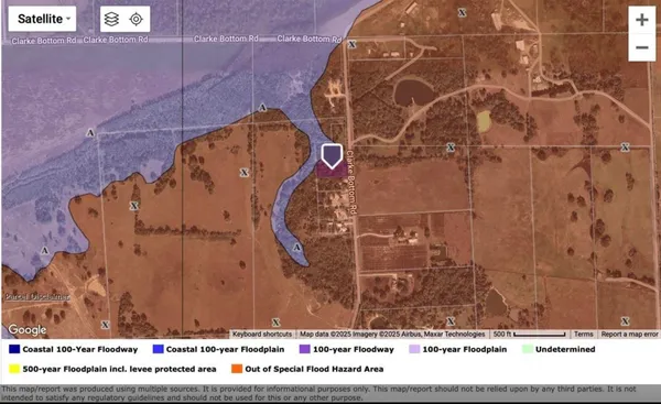 a black and white photo of a room