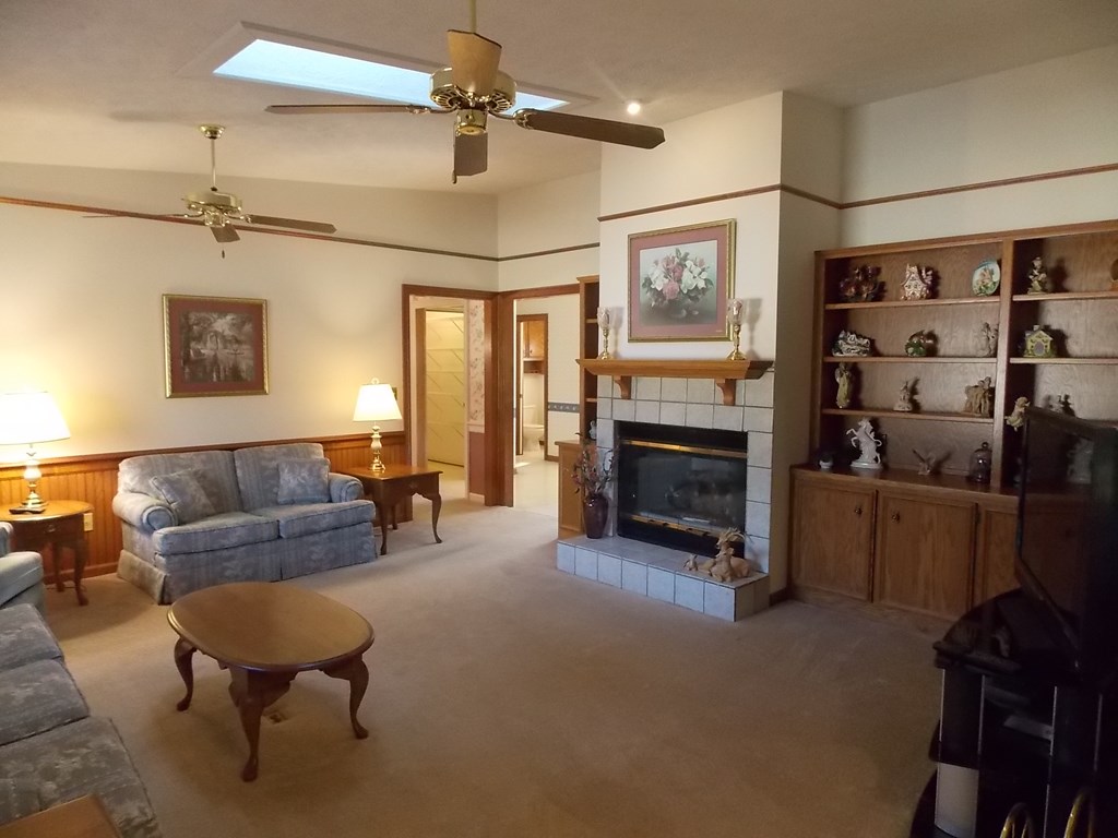 9620 County Line Road Midland, GA 31820 - Photo 3 of 24 Great room