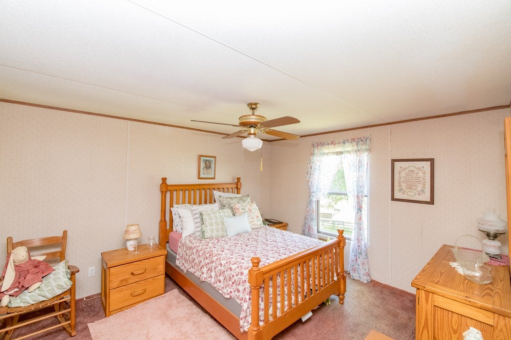 752 Stevens Creek Road Fries, VA 24330 - Photo 26 of 37 Gallery Image 26