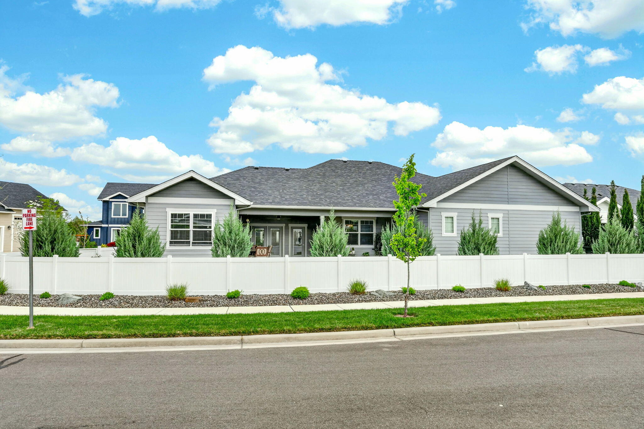 1726 River Run Street Central Point, OR 97502 - Photo 15 of 58