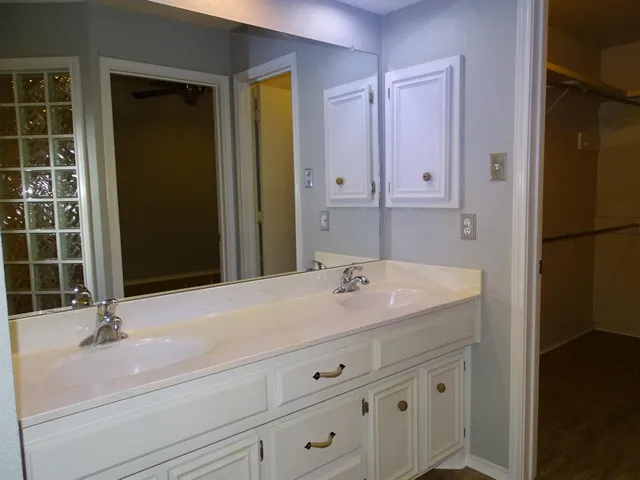 $1,400 | 5738 94th Street, Lubbock, TX 79424