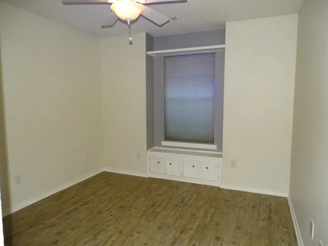 $1,400 | 5738 94th Street, Lubbock, TX 79424