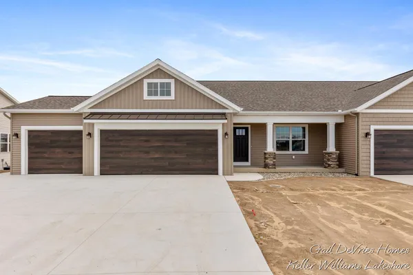 $462,600 | 4498 Meadow Pond Way, Unit 66, Hamilton, MI 49419