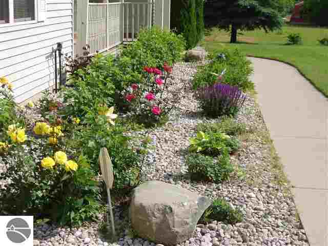 1108 South Ridge Court Traverse City, MI 49696 - Photo 30 of 36 1746463-29.JPG