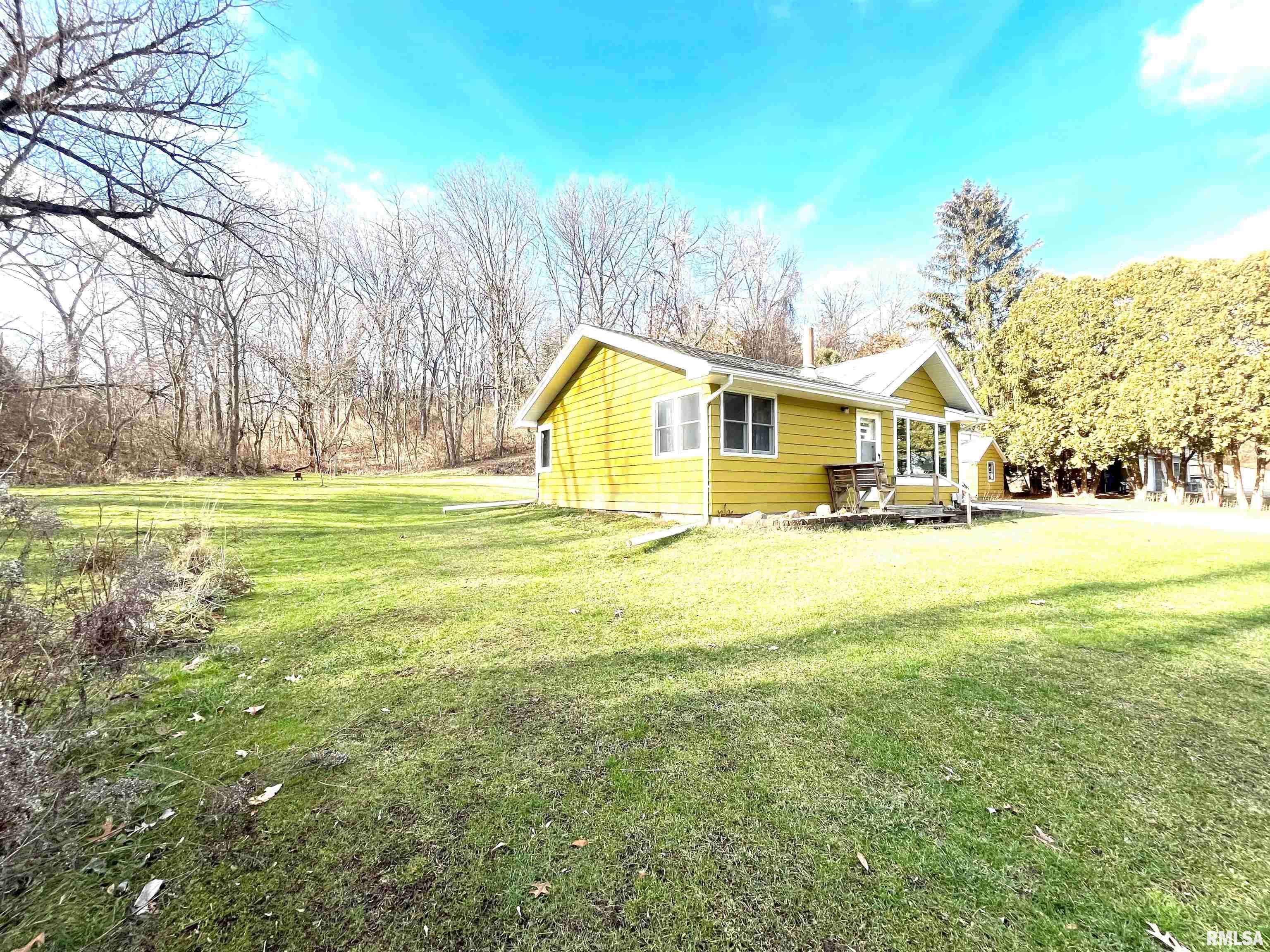 4316 Bellevue Road Clinton, IA 52732 - Photo 5 of 11 Gallery Image 5