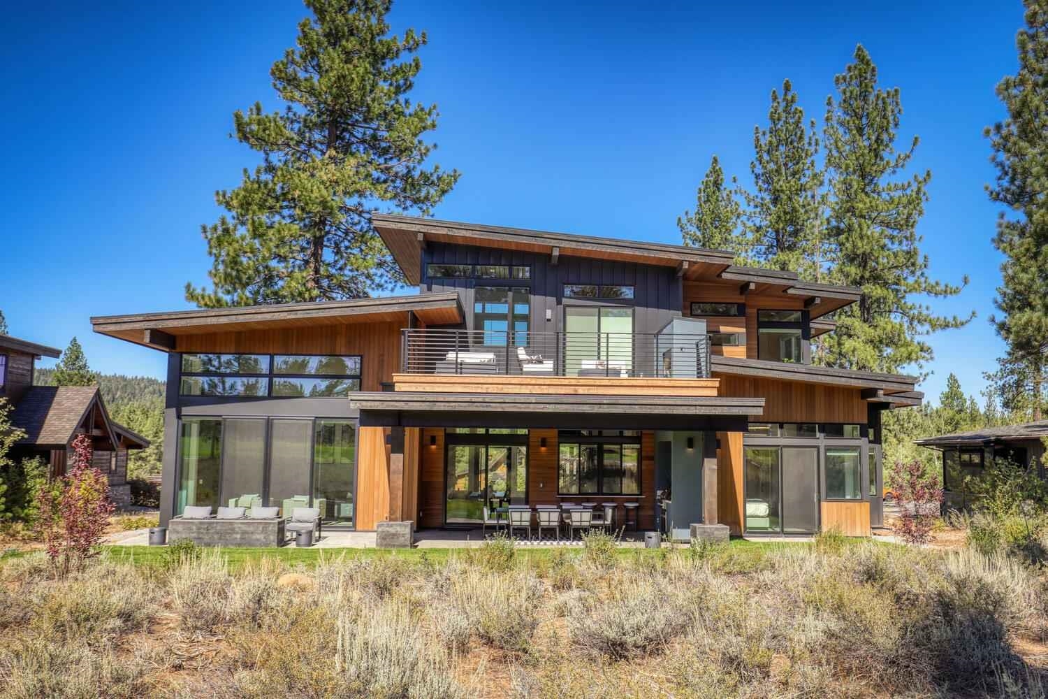 11614 Henness Road Truckee, CA 96161 - Photo 7 of 21 a house view with a garden space