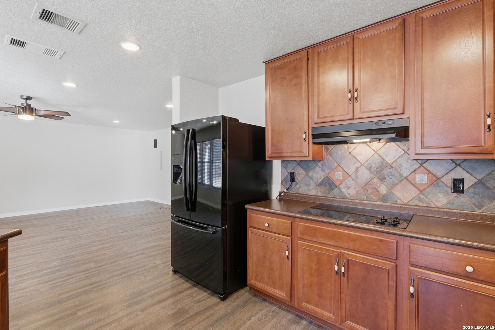 233 Springtree Trail Cibolo, TX 78108 - Photo 19 of 28