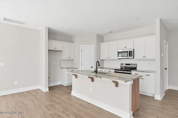 $409,900 | 158 Spring Meadows Drive, Aberdeen, NC 28315