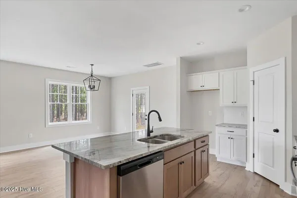 $409,900 | 158 Spring Meadows Drive, Aberdeen, NC 28315