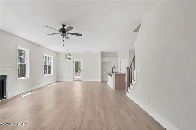 $419,900 | 158 Spring Meadows Drive, Aberdeen, NC 28315