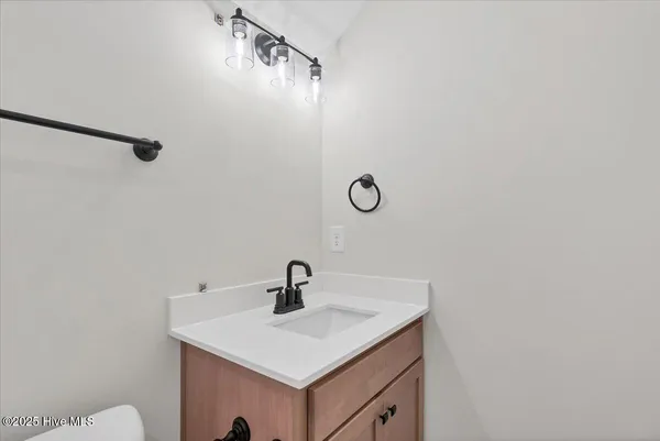 $409,900 | 158 Spring Meadows Drive, Aberdeen, NC 28315