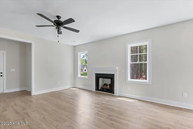 $419,900 | 158 Spring Meadows Drive, Aberdeen, NC 28315