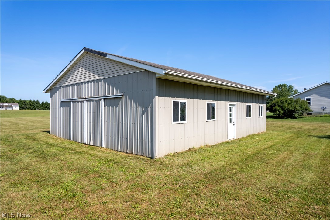 5910 Bechtel Road Wooster, OH 44691 - Photo 3 of 12 Gallery Image 3