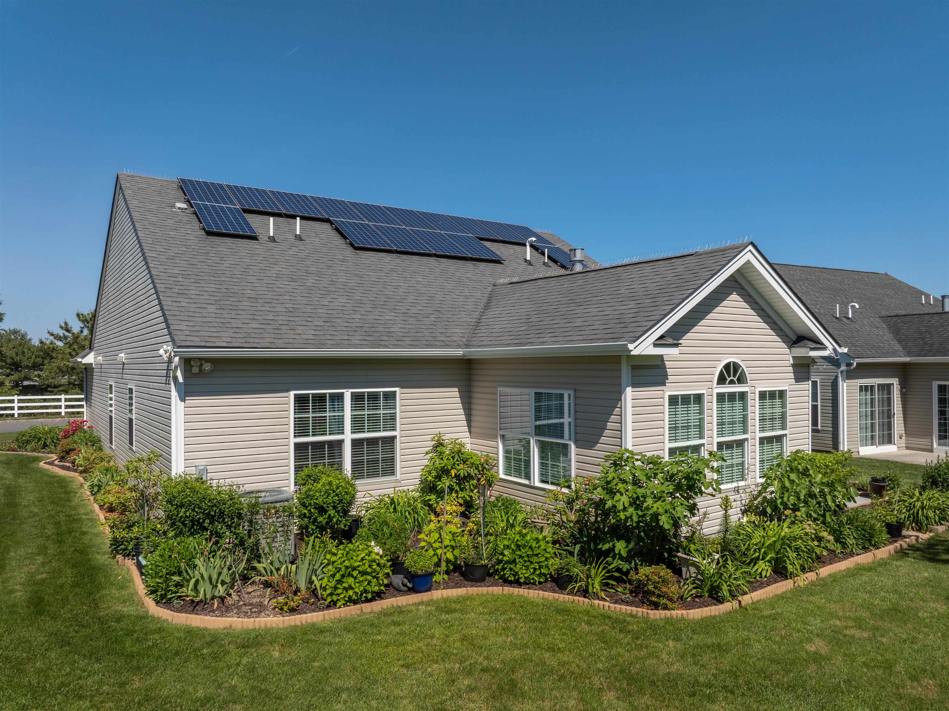 319 Aberdeen Way Rio Grande, NJ 08242 - Photo 6 of 37 Gallery Image 6