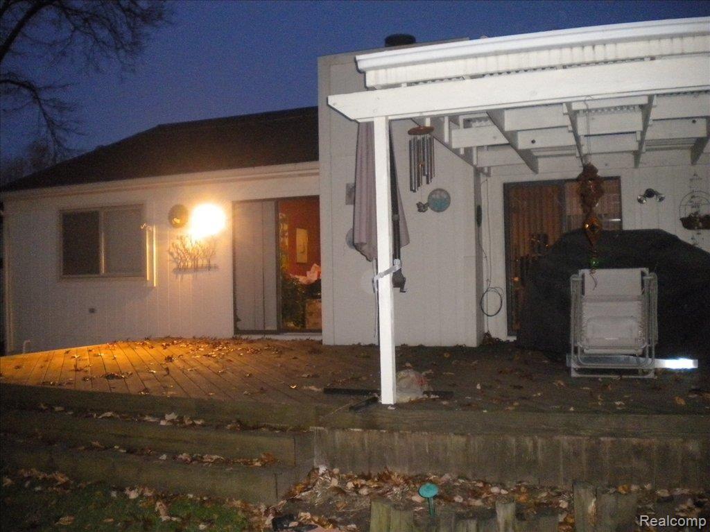 639 Ridge Road Walled Lake, MI 48390 - Photo 2 of 18 PATIO