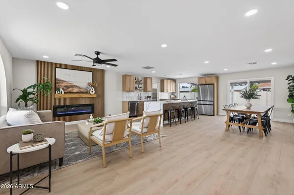 $589,995 | 902 East 10th Place, Mesa, AZ 85203