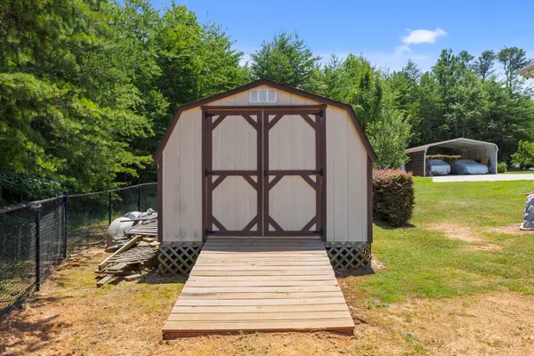 $1,389,999 | 6735 Highway 357, Campobello, SC 29322